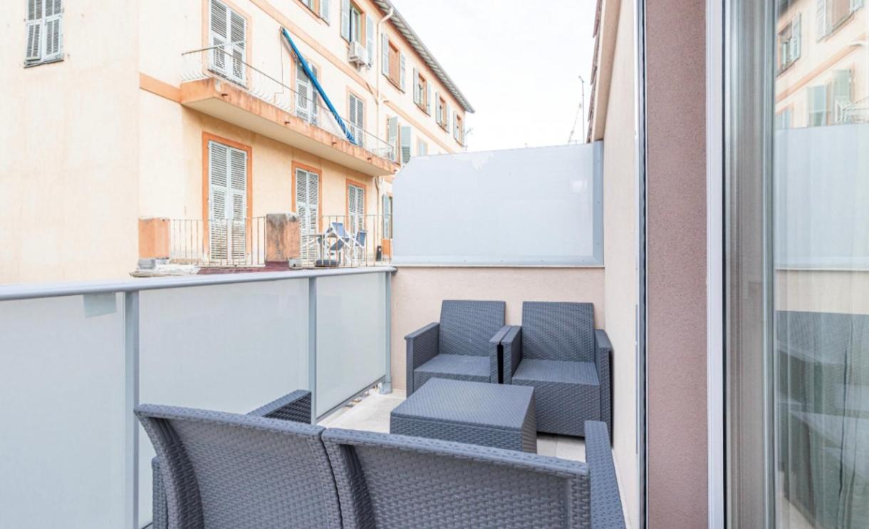Studio Cozy Avec Terrasse N12 Nizza Kültér fotó