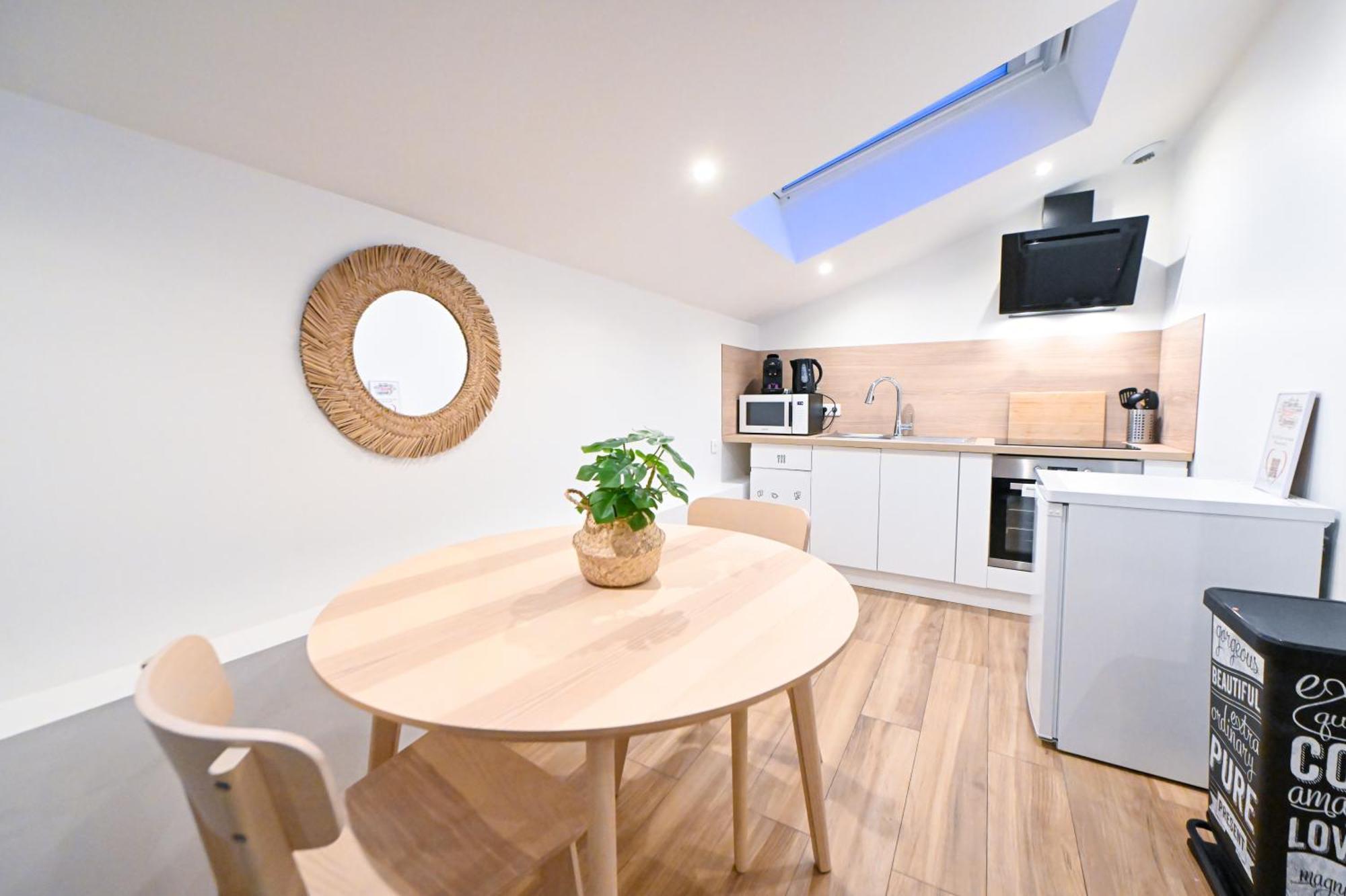 Studio Cozy Avec Terrasse N12 Nizza Kültér fotó